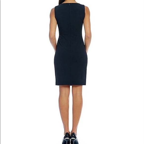 Calvin Klein - Picture 2 of 8